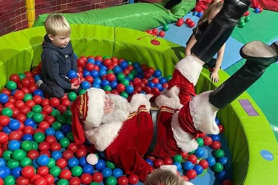 Lunch & Play with Santa