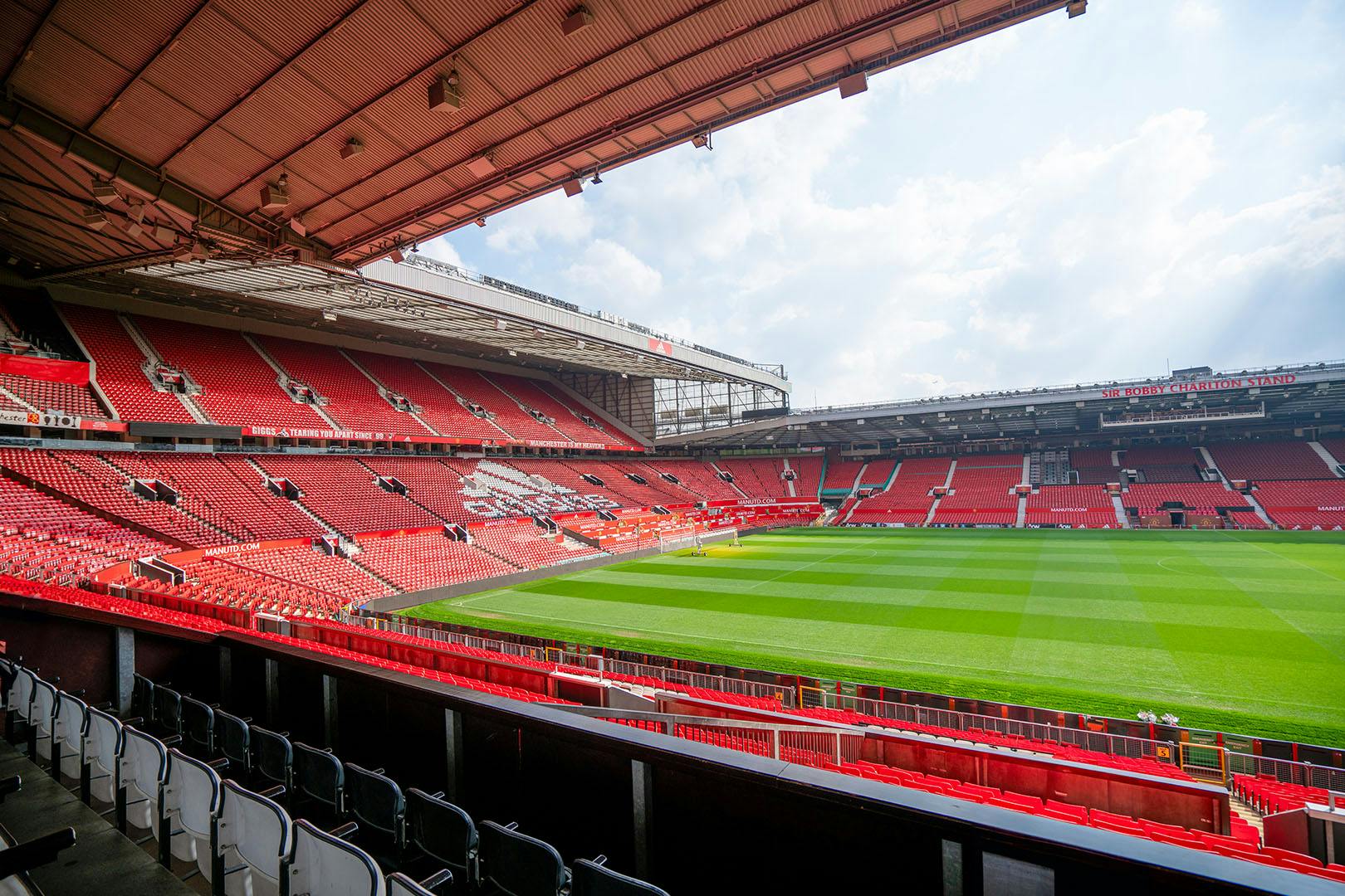 Champions League & Premier League hospitality tix, Old Trafford