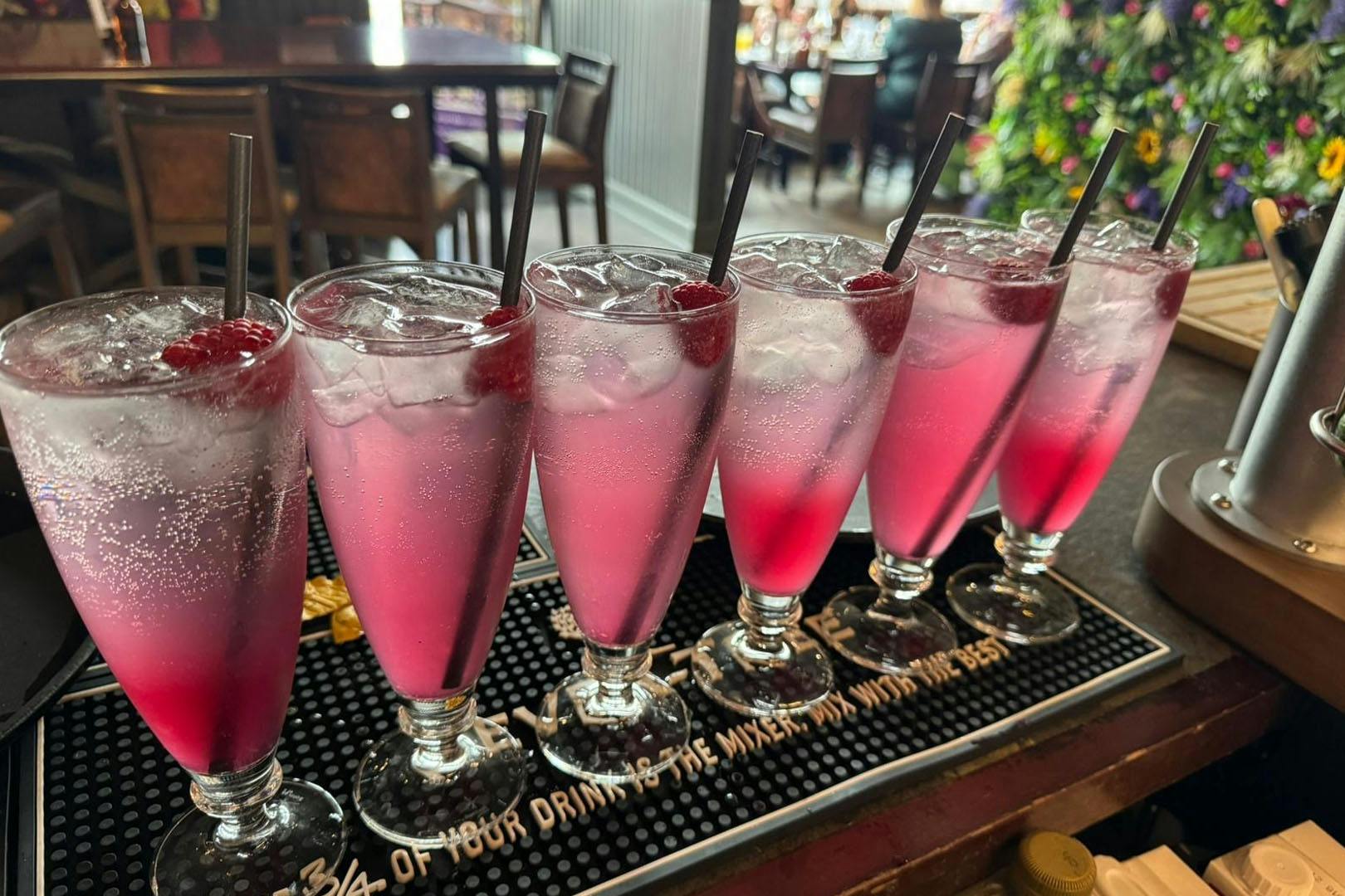 Porters Bar and Restaurant