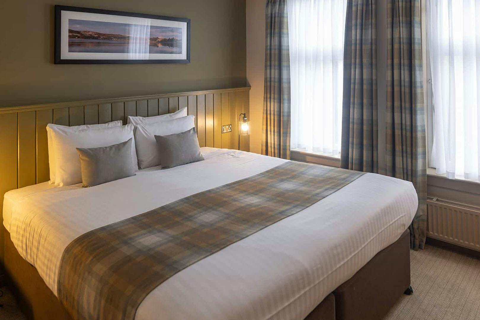 4* Rosslea Hall Hotel