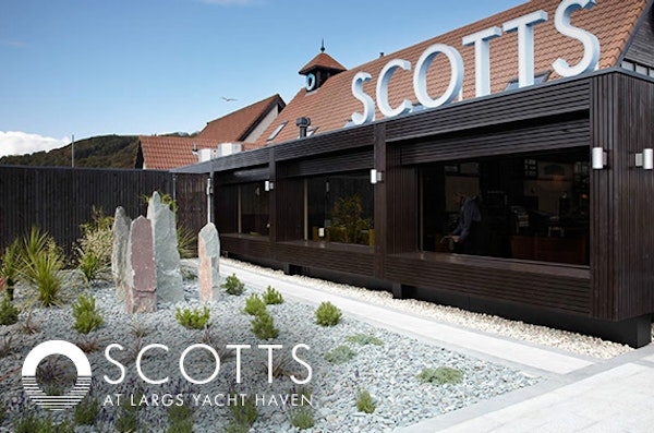 Scotts Bar & Restaurant