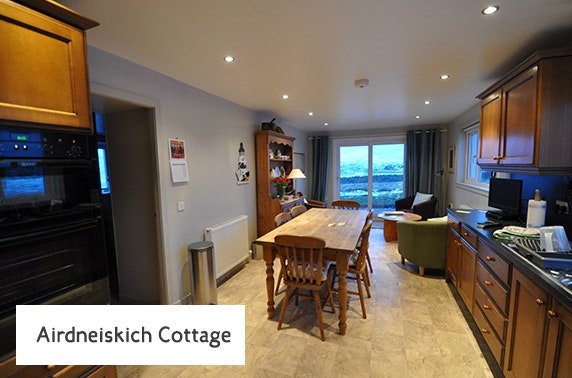 Coastal Highland cottage getaway - £9.50pppn