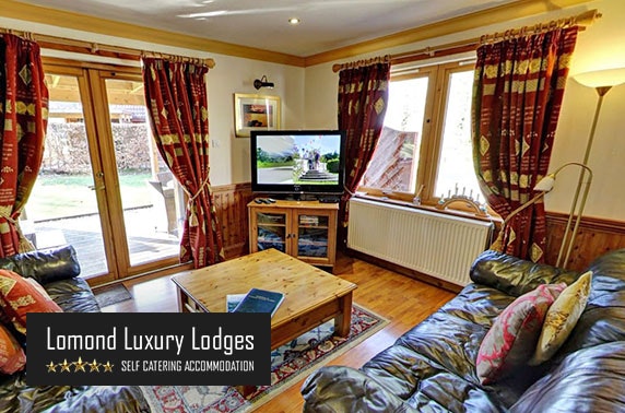 5* Lomond Luxury SuperLodge with private hot tub & sauna