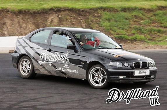 Driftland car racing day