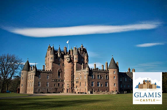 Season passes for Glamis Castle – 5* Visit Scotland attraction