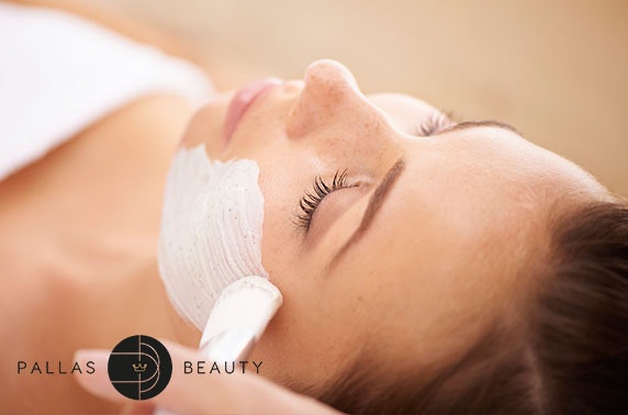 Facial & massage at brand new Pallas Beauty, West End