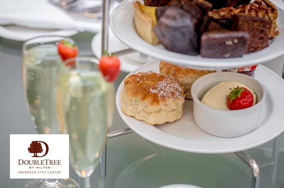 Prosecco afternoon tea at DoubleTree by Hilton