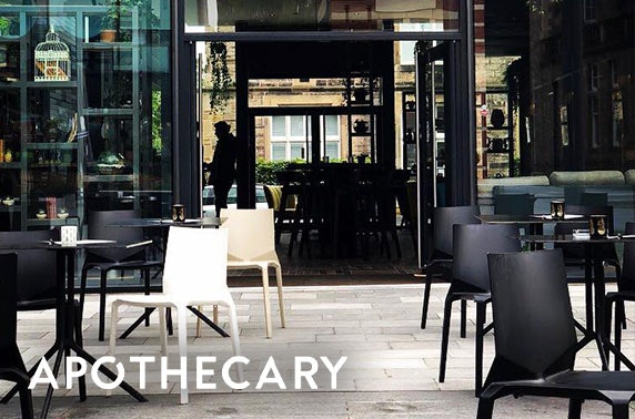 Pizza & drinks at Apothecary