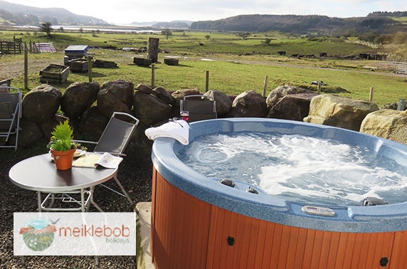 Hot tub cottages, Dumfries and Galloway - from £18pppn