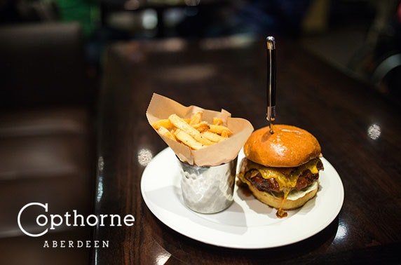 Burgers & drinks, 4* Copthorne Hotel