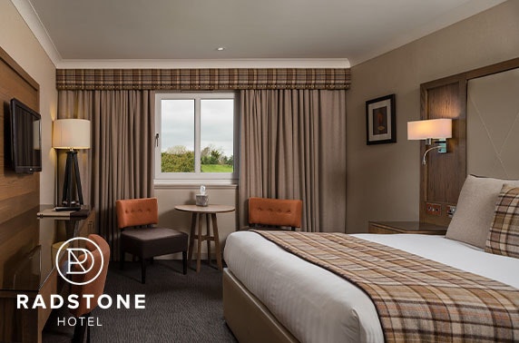 Award winning Radstone Hotel DBB, Lanarkshire - £69