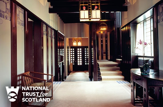 Charles Rennie Mackintosh's Hill House entry & afternoon tea