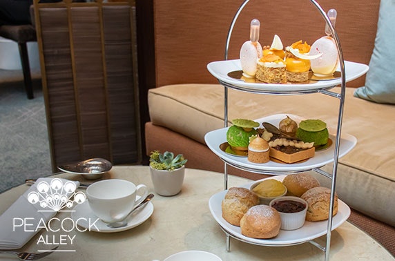 5* Waldorf Astoria luxury afternoon tea & drinks