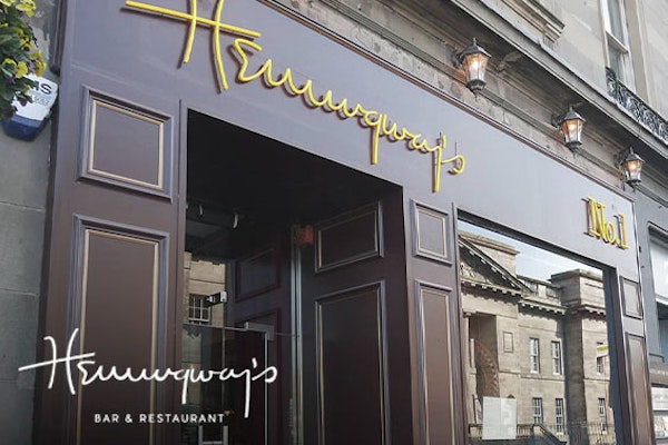 Hemingway's Bar & Restaurant 