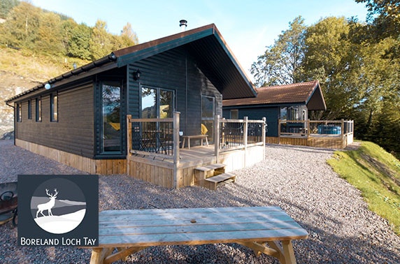Perthshire self-catering group stay with hot tub