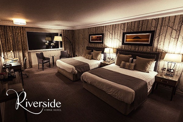 Riverside Lodge Hotel