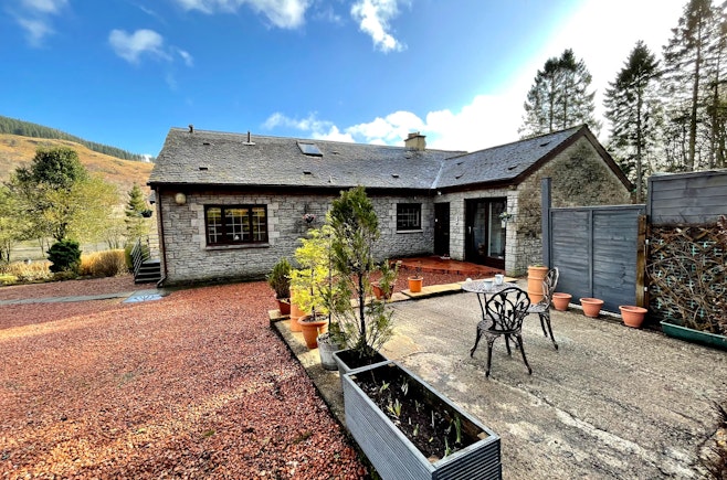 Loch Long self-catering group stay