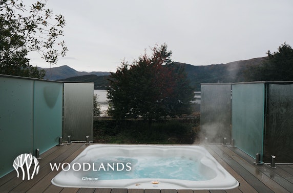 Luxury lodge stay with hot tub