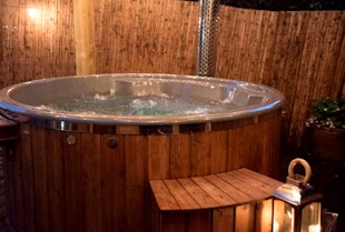 Luxury hot tub glamping
