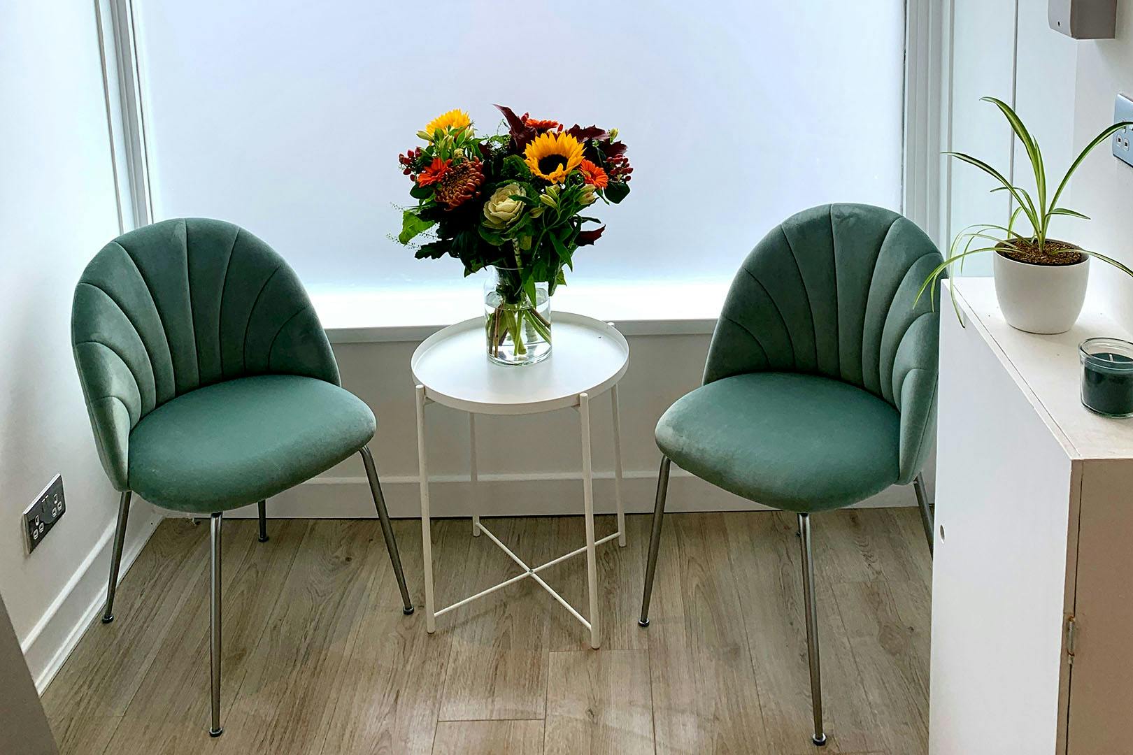 Liberty Hair Creative cut & blow dry – Messages – itison