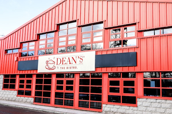 Dean's of Huntly