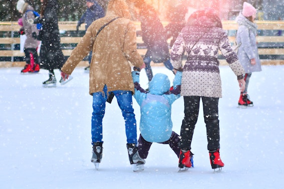 Crieff Hydro ice skating – itison