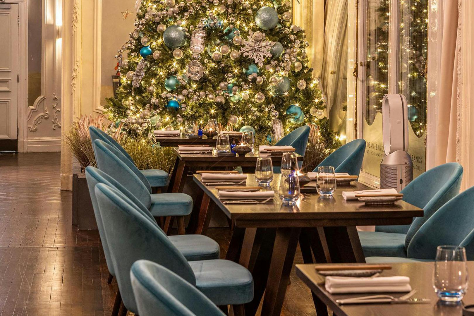 Dean Banks at The Pompadour