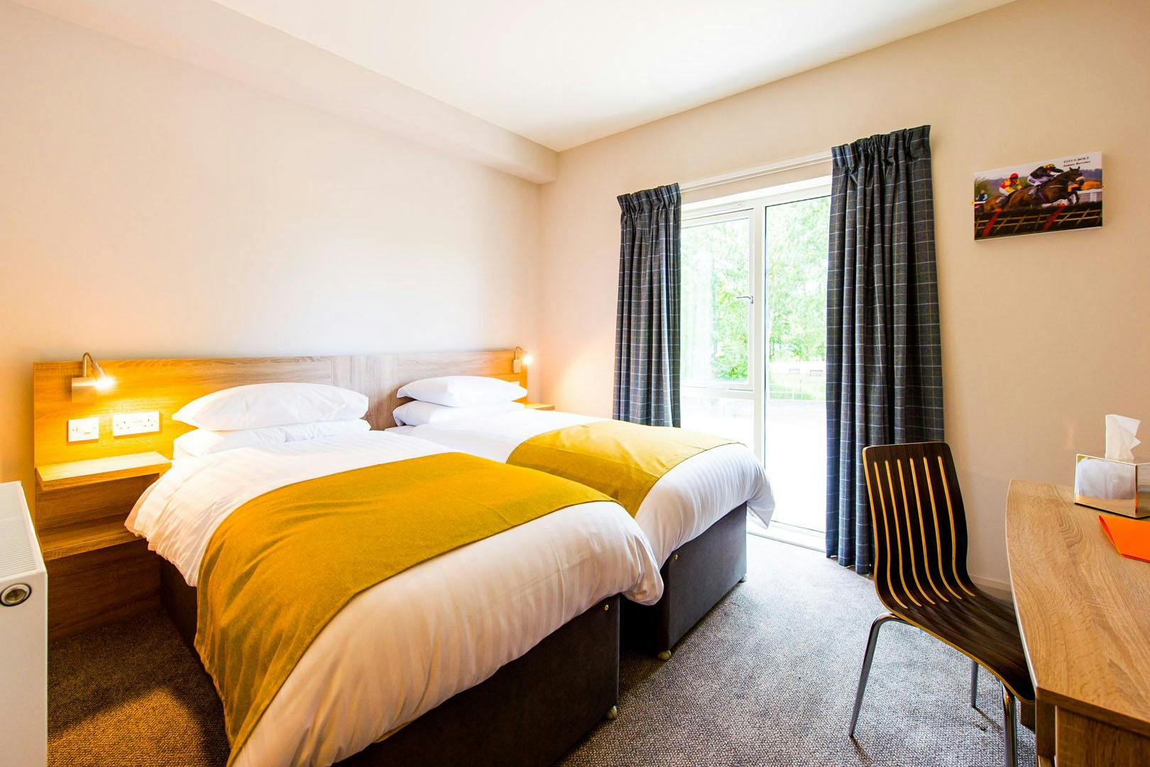 The Lodge At Perth Racecourse