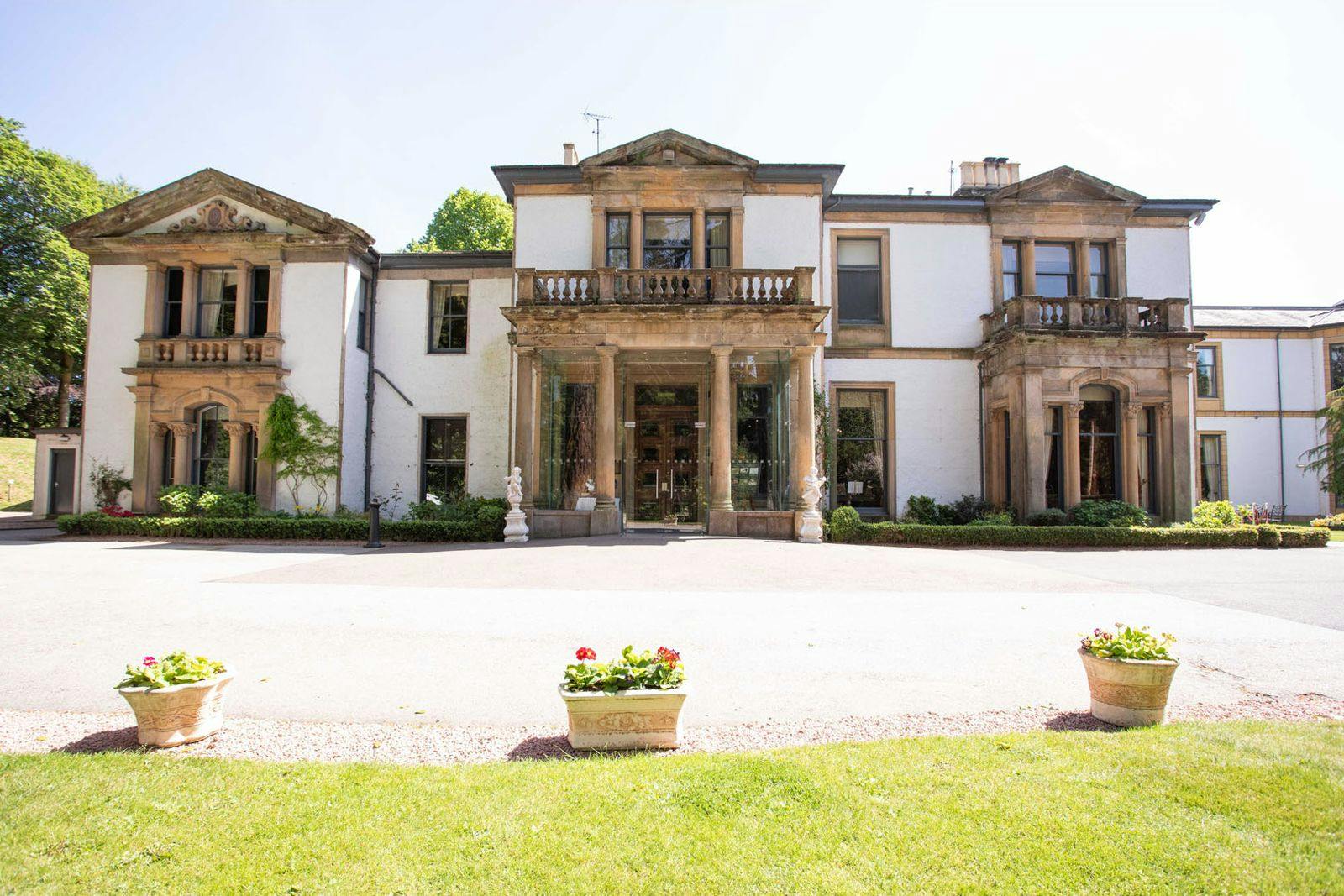 4* Norwood Hall Hotel