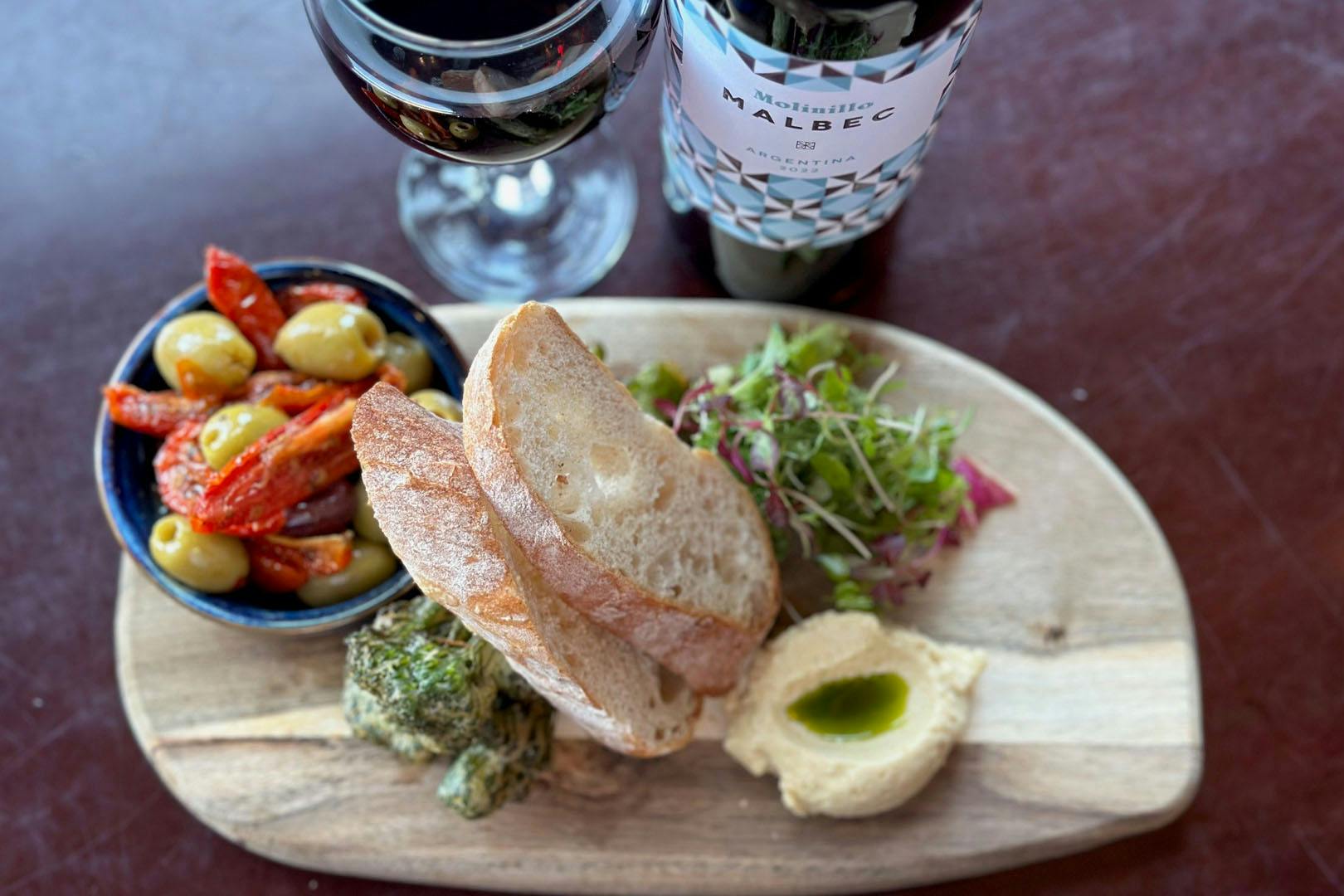 Porters Bar and Restaurant