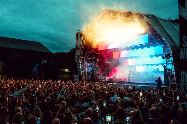 Hot Dub Time Machine at SWG3