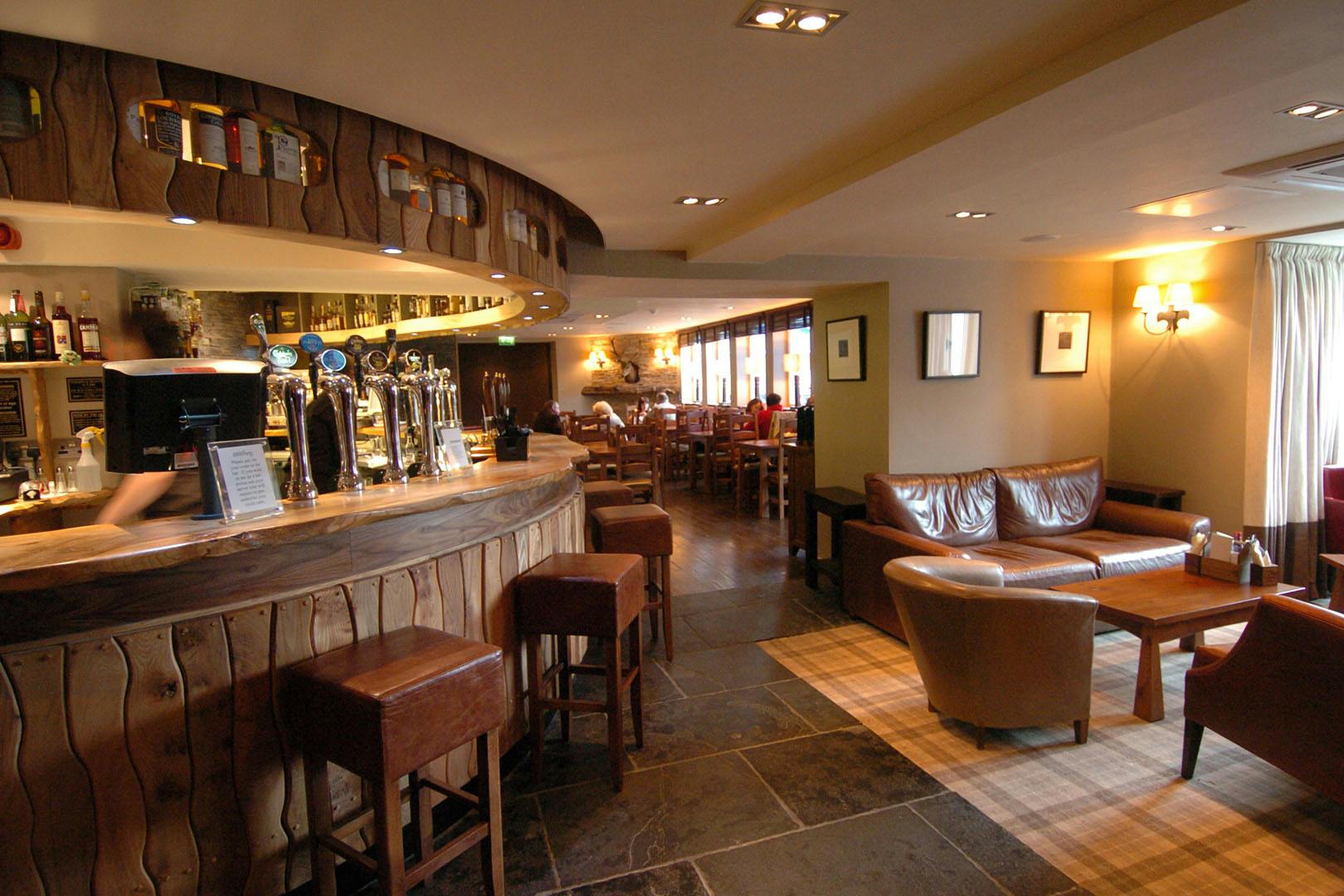 4* The Inn on Loch Lomond