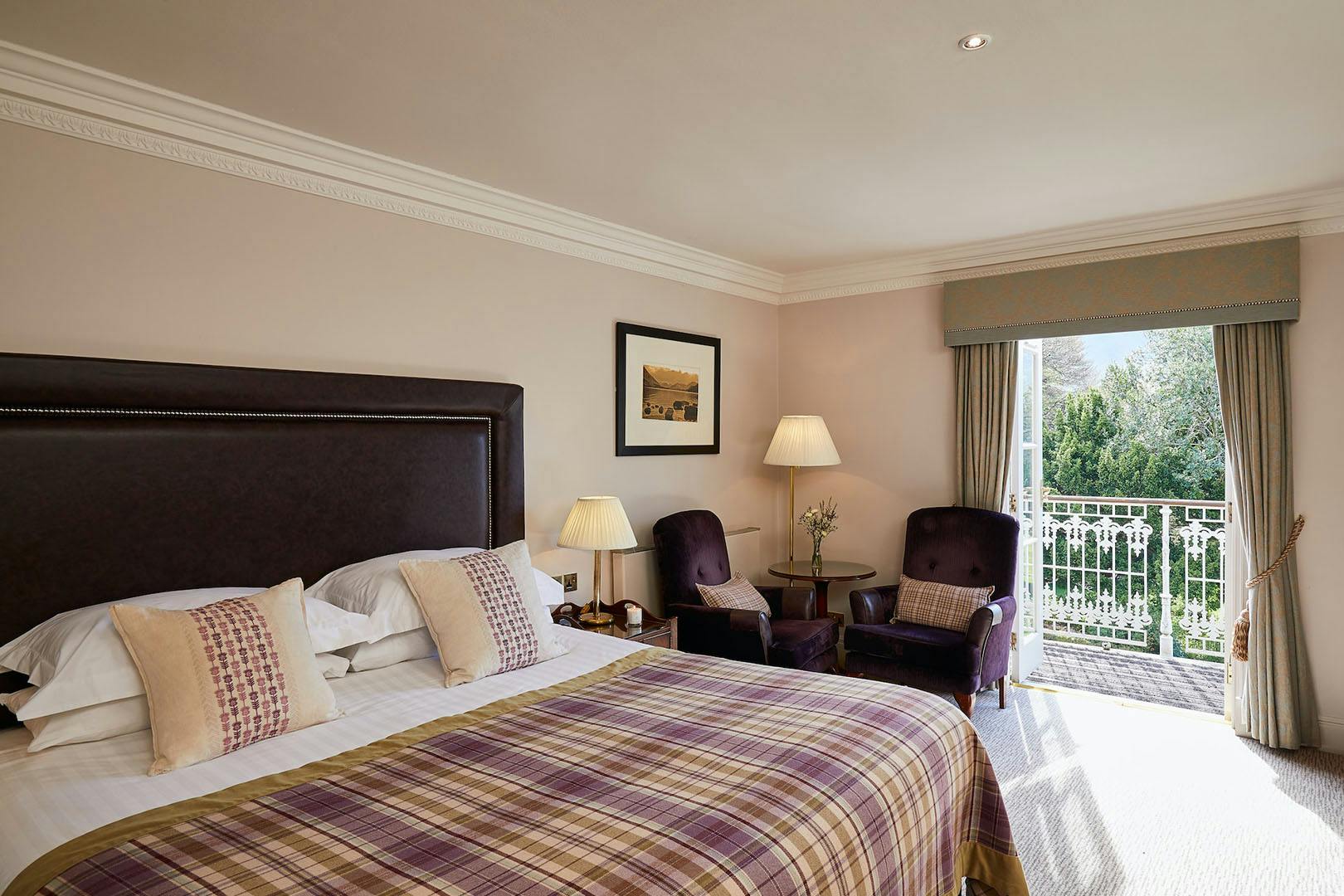 Macdonald Leeming House